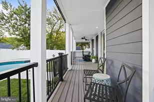 6925 Barrett Rd, Falls Church, VA 22042 - Photo 52