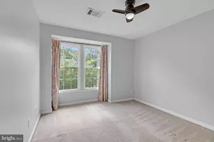 6880 Ridge Water Ct, Centreville, VA 20121 - Photo 14