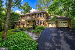 12134 Holly Knoll Cir, Great Falls, VA 22066 - Photo 1