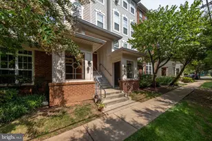 14297 Brushwood Way, Centreville, VA 20121 - Photo 2