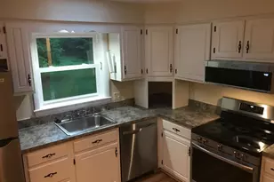 113 Kingsley Rd SW, Vienna, VA 22180 - Photo 8
