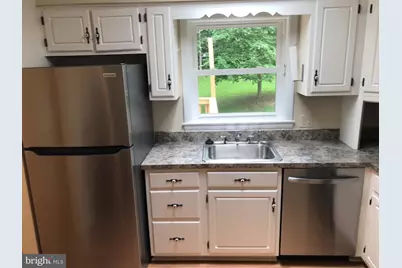 113 Kingsley Road SW, Vienna, VA 22180 - Photo 8