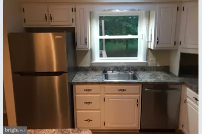 113 Kingsley Road SW, Vienna, VA 22180 - Photo 10