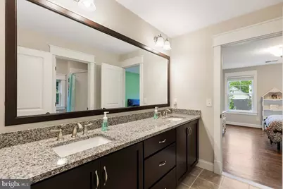 6619 Byrnes Drive, McLean, VA 22101 - Photo 32