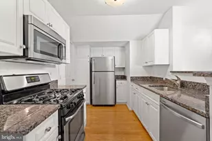 4525 Superior Square, Fairfax, VA 22033 - Photo 12