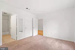 4525 Superior Square, Fairfax, VA 22033 - Photo 18