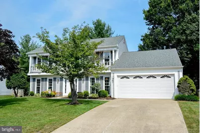 13527 Point Pleasant Drive, Chantilly, VA 20151 - Photo 2