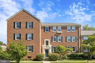 6622 E Wakefield Dr, Alexandria, VA 22307 - Photo 2