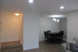 11252 Chestnut Grove Square, Reston, VA 20190 - Photo 4