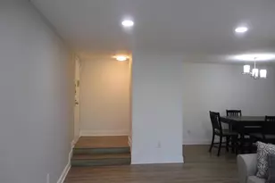 11252 Chestnut Grove Square, Reston, VA 20190 - Photo 2