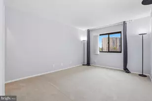 5904 Mt Eagle Dr, Alexandria, VA 22303 - Photo 34