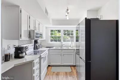 7739 Inversham Drive #185, Falls Church, VA 22042 - Photo 6