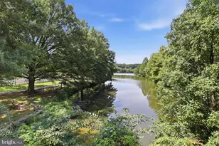7739 Inversham Dr, Falls Church, VA 22042 - Photo 24