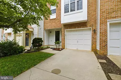 2449 Clover Field Circle, Herndon, VA 20171 - Photo 2