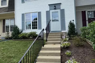 7679 Sheffield Village Ln, Lorton, VA 22079 - Photo 2