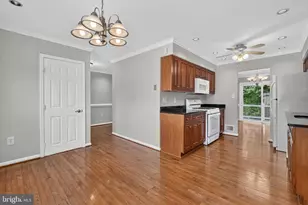 8006 Lady Lewis Ct, Springfield, VA 22153 - Photo 16