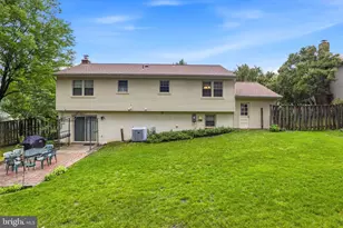 4311 Still Meadow Rd, Fairfax, VA 22032 - Photo 6