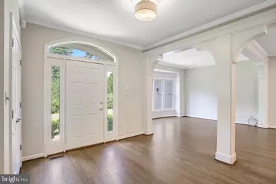 710 Parrish Farm Lane, Great Falls, VA 22066 - Photo 2