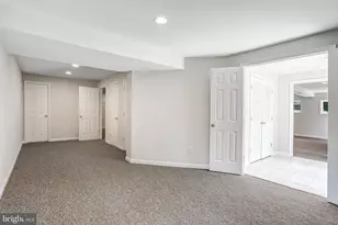 710 Parrish Farm Ln, Great Falls, VA 22066 - Photo 38