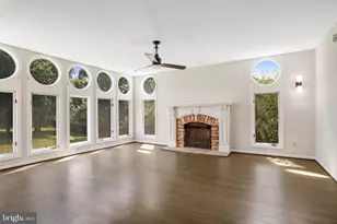 710 Parrish Farm Ln, Great Falls, VA 22066 - Photo 12