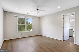 710 Parrish Farm Ln, Great Falls, VA 22066 - Photo 26