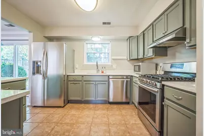 14801 Basingstoke Loop, Centreville, VA 20120 - Photo 10
