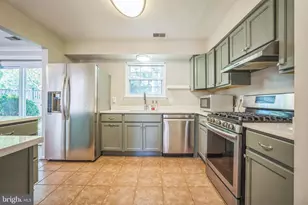 14801 Basingstoke Loop, Centreville, VA 20120 - Photo 10