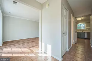 14801 Basingstoke Loop, Centreville, VA 20120 - Photo 4