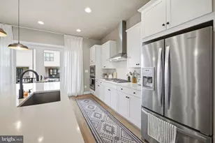 12264 Sweet Willow Ln, Fairfax, VA 22030 - Photo 8