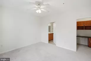 12933 Centre Park Cir, Herndon, VA 20171 - Photo 10