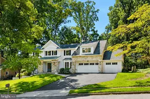 7821 Falstaff Rd, McLean, VA 22102 - Photo 2