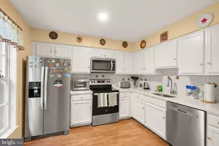 5633 Sutherland Ct, Burke, VA 22015 - Photo 20