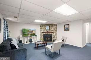 5633 Sutherland Ct, Burke, VA 22015 - Photo 44