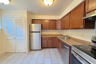 6804 Perry Penney Dr, Annandale, VA 22003 - Photo 6