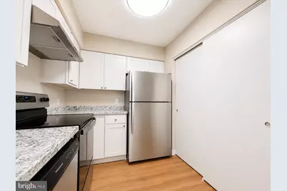 11150 Beaver Trail Court, Reston, VA 20191 - Photo 12