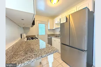 5700 Fenwick Drive, Alexandria, VA 22303 - Photo 10