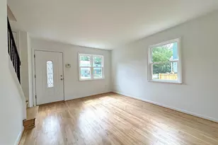 5700 Fenwick Dr, Alexandria, VA 22303 - Photo 8