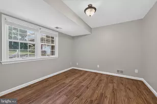 6443 Walters Woods Dr, Falls Church, VA 22044 - Photo 52