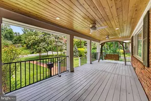 6443 Walters Woods Dr, Falls Church, VA 22044 - Photo 4