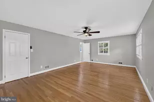 6443 Walters Woods Dr, Falls Church, VA 22044 - Photo 38