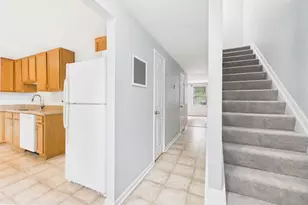 5971 Clerkenwell Ct, Burke, VA 22015 - Photo 6