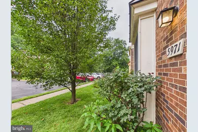 5971 Clerkenwell Court, Burke, VA 22015 - Photo 4