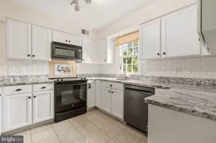 5250 Lewisham Rd, Fairfax, VA 22030 - Photo 4