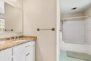 5250 Lewisham Rd, Fairfax, VA 22030 - Photo 20