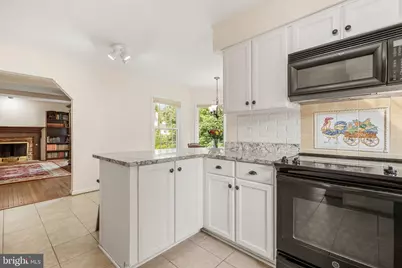 5250 Lewisham Road, Fairfax, VA 22030 - Photo 6