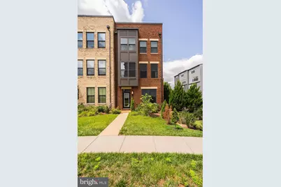 13001 Hattontown Square, Herndon, VA 20171 - Photo 4
