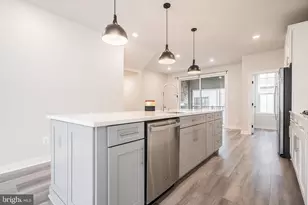 13001 Hattontown Square, Herndon, VA 20171 - Photo 24