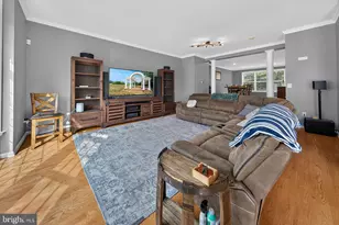 3398 Governors Crest Ct, Alexandria, VA 22310 - Photo 6