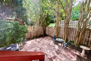 13847 Wakley Ct, Centreville, VA 20121 - Photo 6