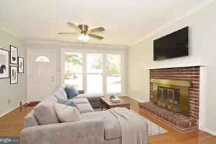 6216 Climbhill Rd, Alexandria, VA 22310 - Photo 2